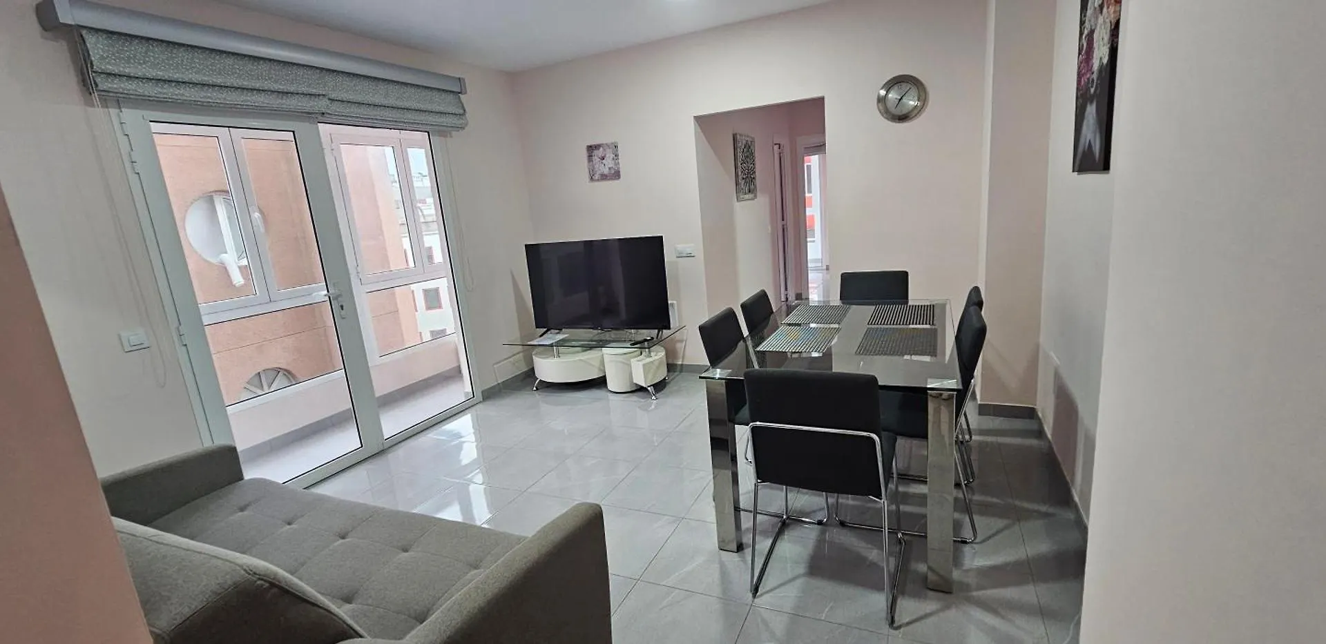 Franchy Roca Beach A Un Paso De Las Canteras contacts